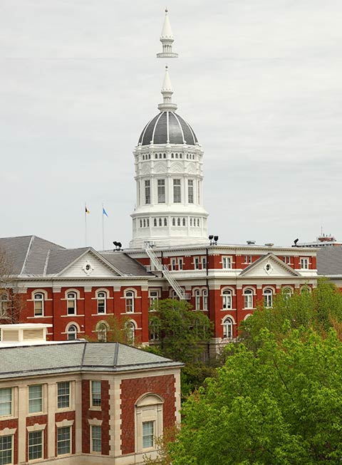 Modern Hotel In Columbia MO Wingate by Wyndham Columbia